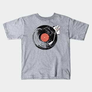 Retro Turntable Record Player Illustration // Vintage Vinyl Record Player Kids T-Shirt